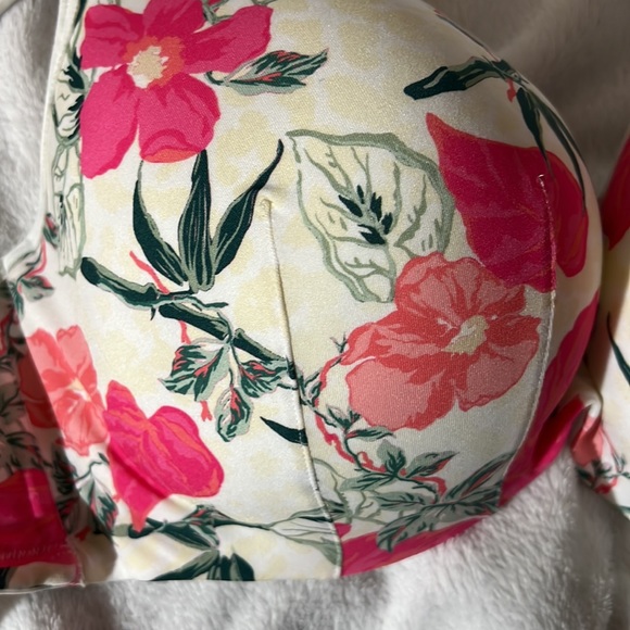 Lightly lined like new bra 34h - Picture 2 of 5